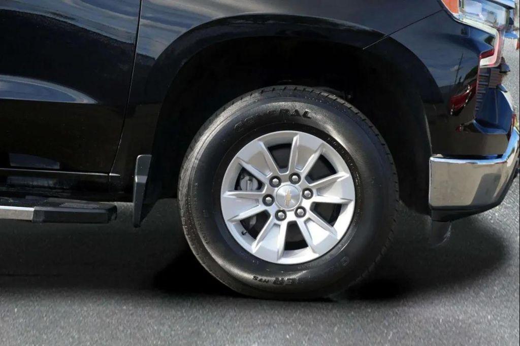 used 2024 Chevrolet Silverado 1500 car, priced at $37,988