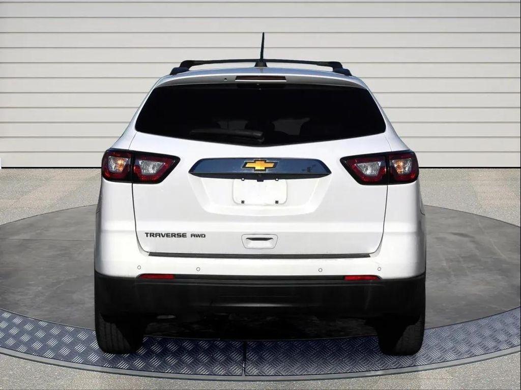 used 2017 Chevrolet Traverse car, priced at $15,988