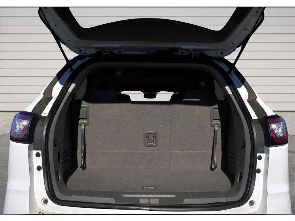 used 2017 Chevrolet Traverse car, priced at $15,988
