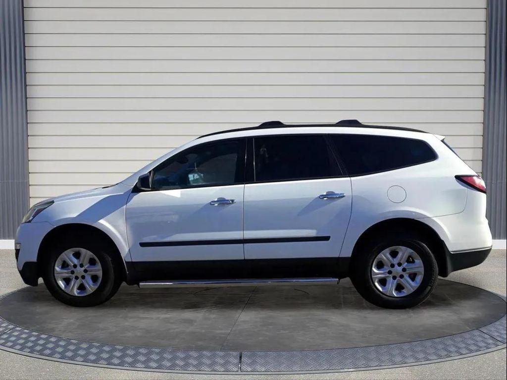 used 2017 Chevrolet Traverse car, priced at $15,988