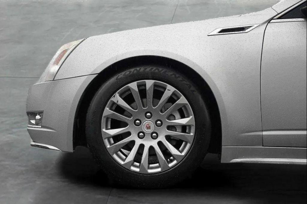 used 2013 Cadillac CTS car, priced at $9,999