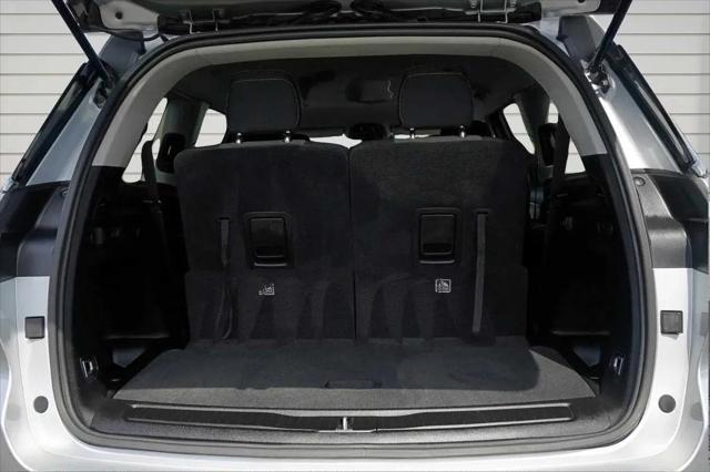 used 2023 Jeep Grand Cherokee L car, priced at $29,888