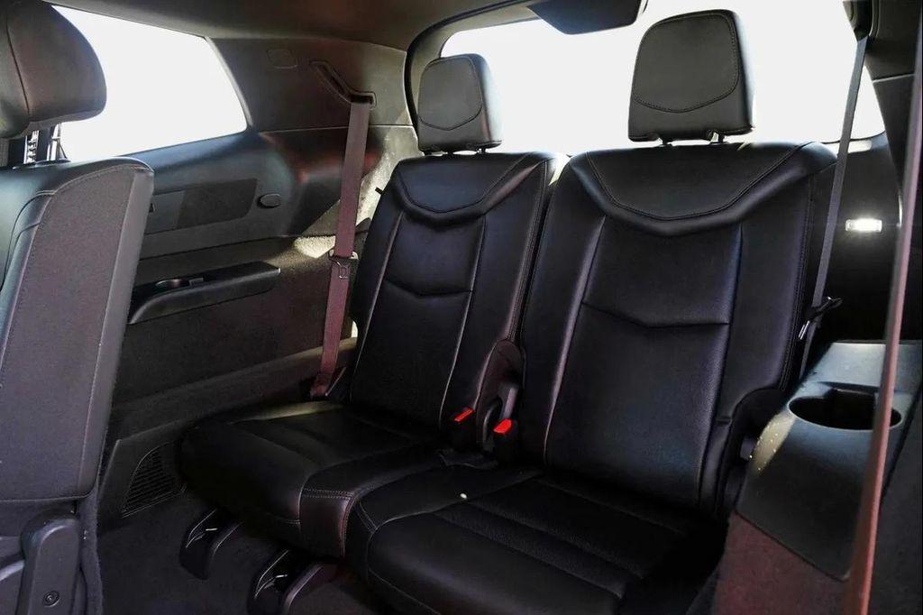 used 2023 Cadillac XT6 car, priced at $30,888