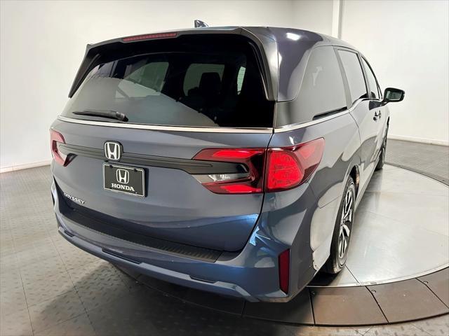 new 2025 Honda Odyssey car, priced at $43,910