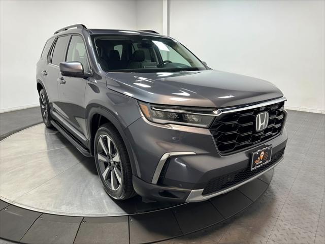 new 2025 Honda Pilot car, priced at $55,205