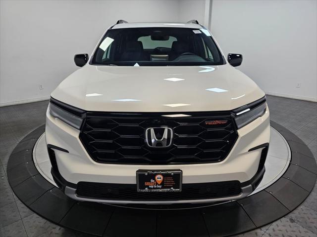 new 2025 Honda Pilot car, priced at $50,950