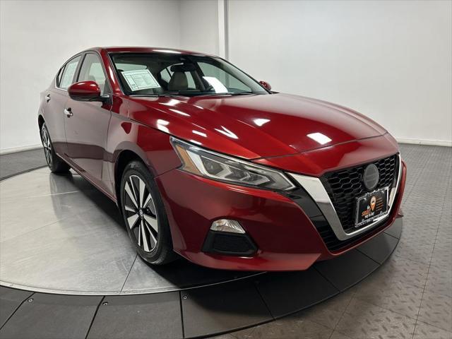 used 2022 Nissan Altima car, priced at $23,500