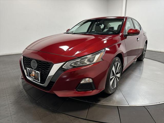 used 2022 Nissan Altima car, priced at $23,500