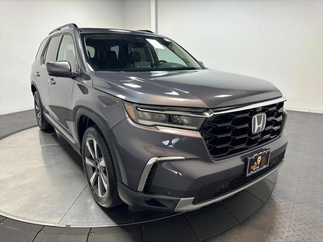 new 2025 Honda Pilot car, priced at $54,475