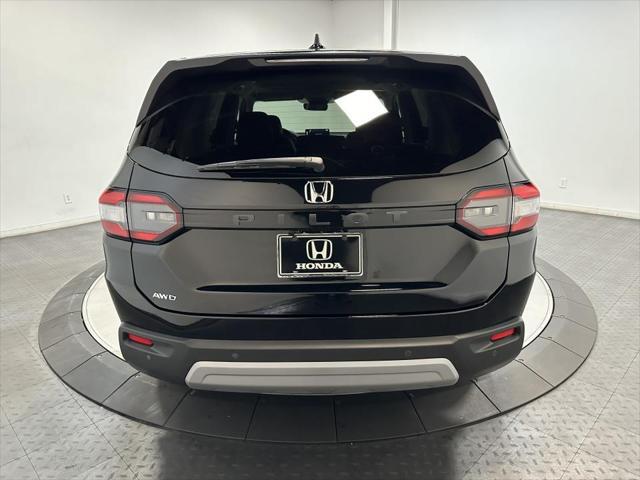 new 2025 Honda Pilot car, priced at $49,745