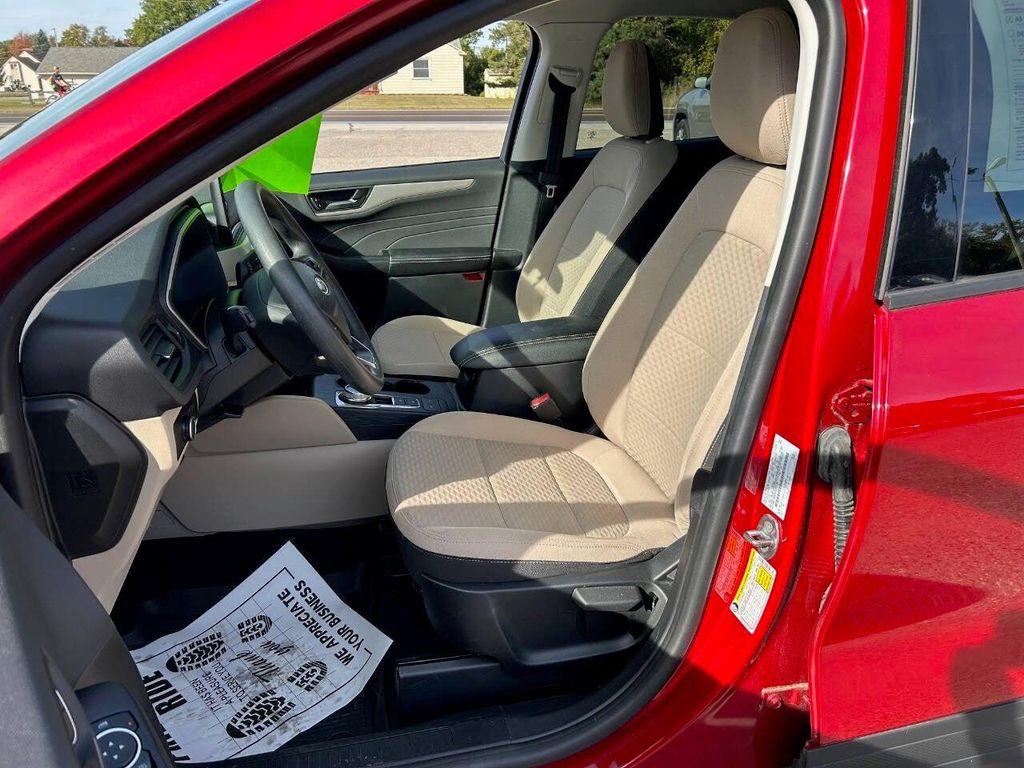 used 2022 Ford Escape car, priced at $19,995