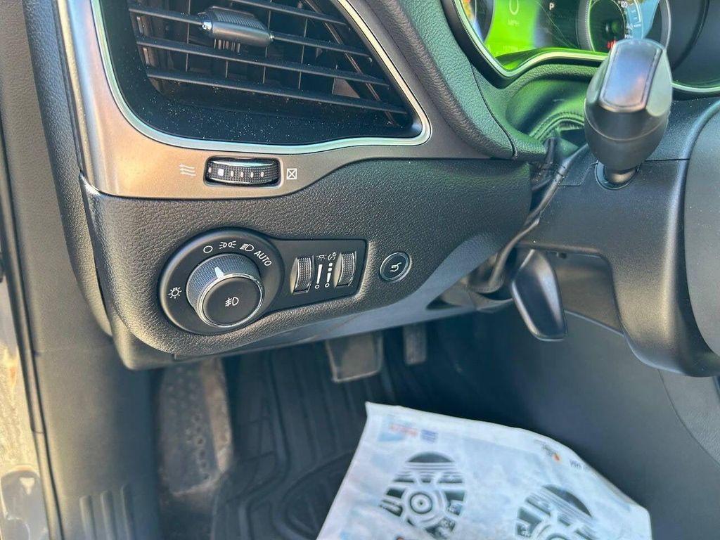 used 2021 Jeep Cherokee car, priced at $16,495