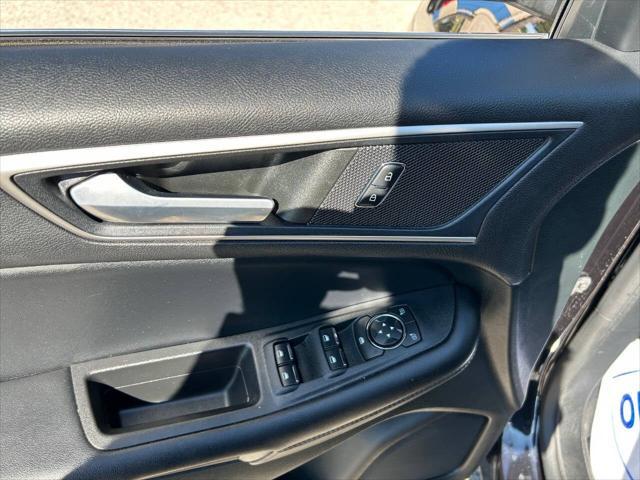 used 2022 Ford Edge car, priced at $25,995