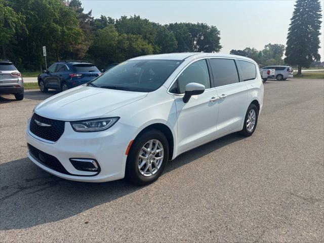 used 2023 Chrysler Pacifica car, priced at $24,995