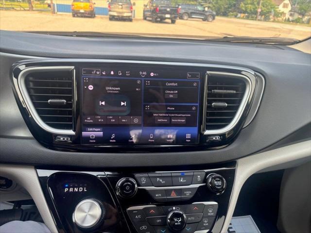used 2023 Chrysler Pacifica car, priced at $24,995