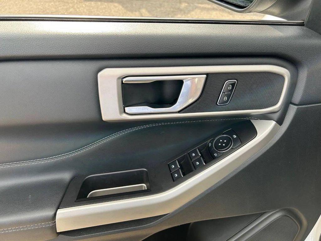 used 2024 Ford Explorer car, priced at $30,995