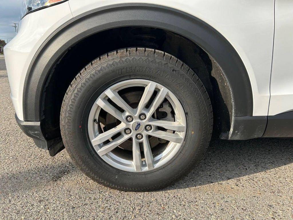 used 2024 Ford Explorer car, priced at $30,995