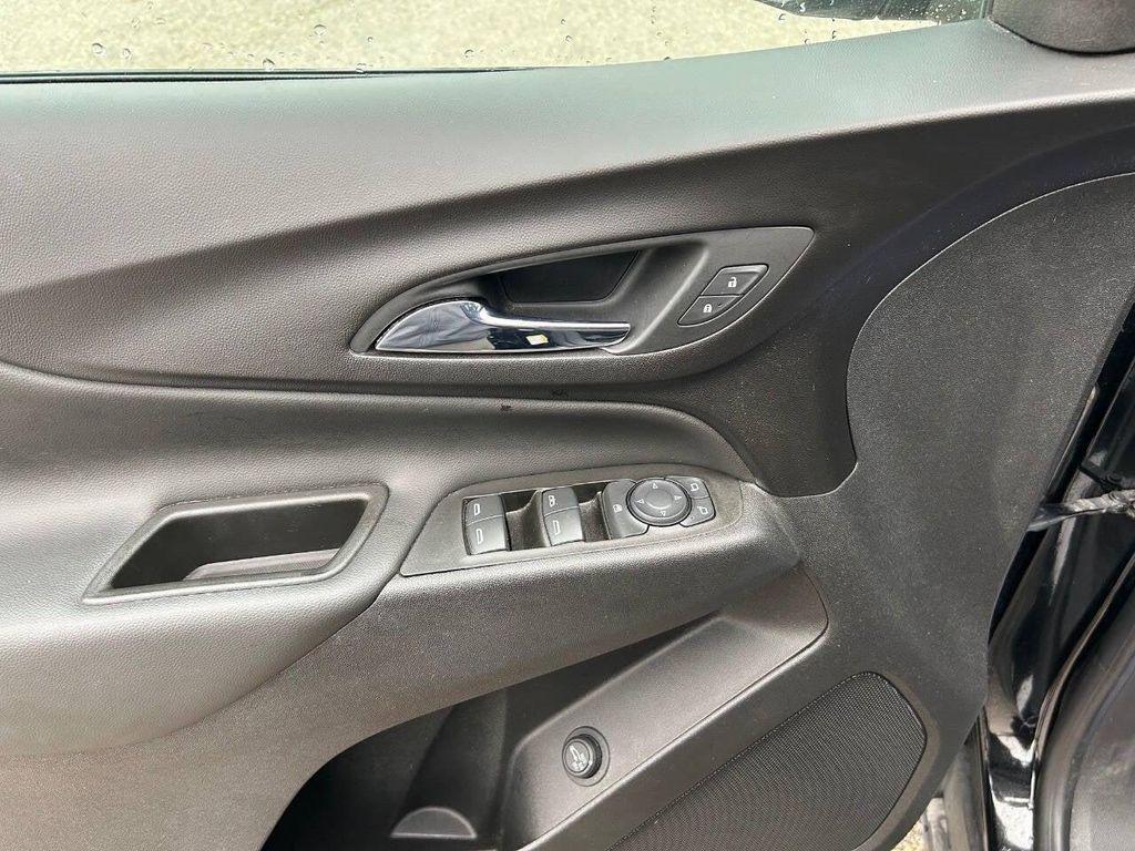 used 2021 Chevrolet Equinox car, priced at $19,495