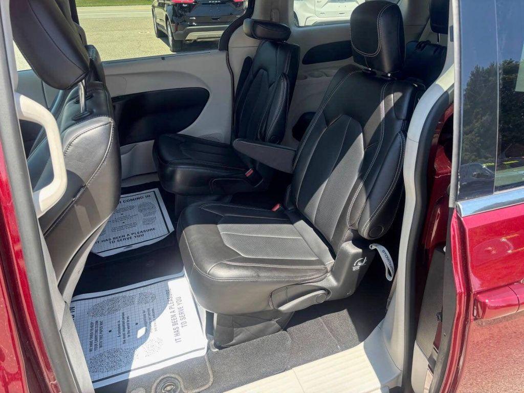 used 2023 Chrysler Pacifica car, priced at $25,995