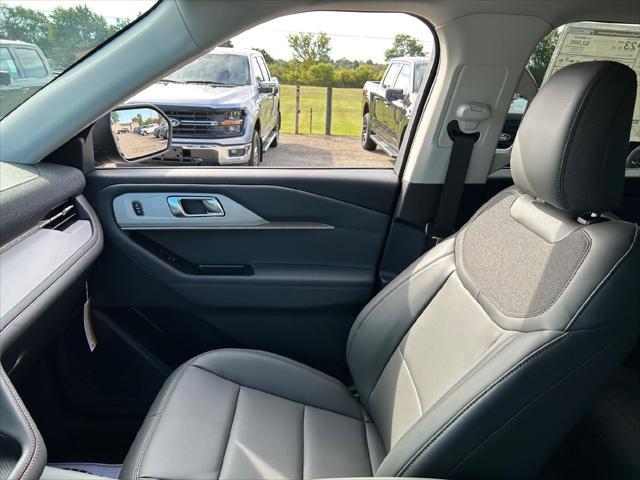 new 2025 Ford Explorer car, priced at $48,720