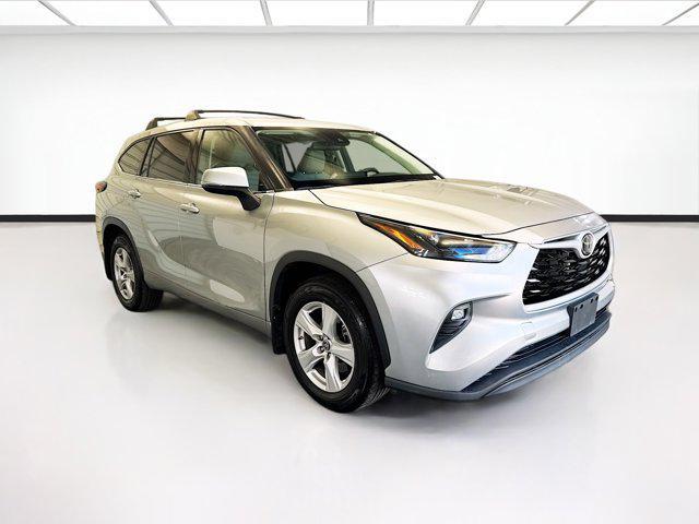 used 2022 Toyota Highlander car, priced at $29,240