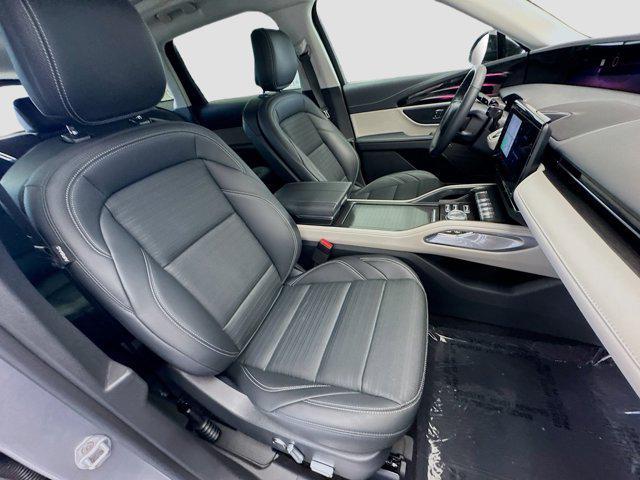 used 2025 Lincoln Nautilus car, priced at $61,450