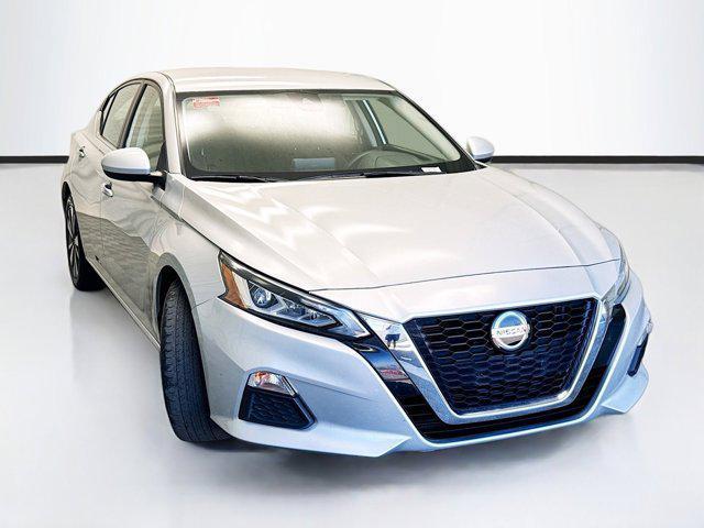 used 2022 Nissan Altima car, priced at $17,500