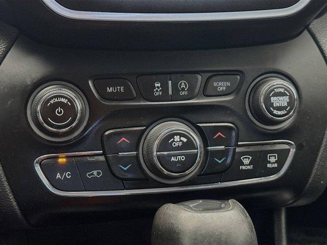 used 2019 Jeep Cherokee car, priced at $16,788