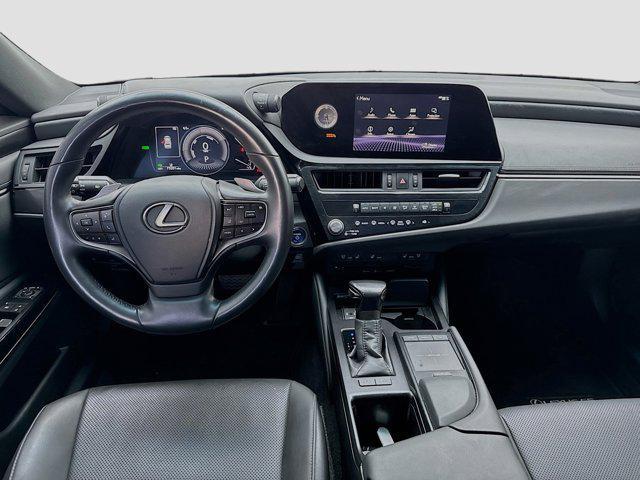 used 2022 Lexus ES 300h car, priced at $27,880