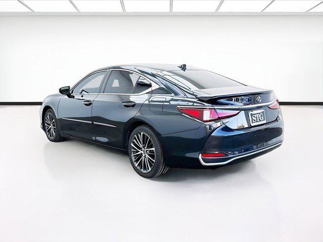 used 2022 Lexus ES 300h car, priced at $27,880