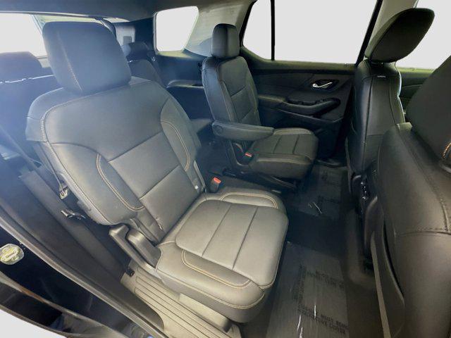 used 2020 Chevrolet Traverse car, priced at $25,298