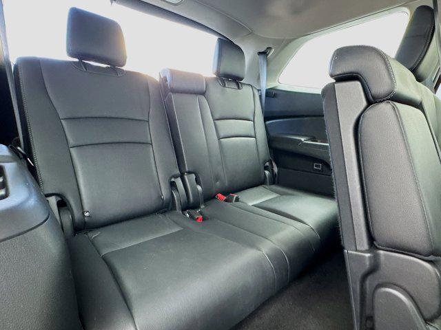 used 2022 Honda Pilot car, priced at $30,998