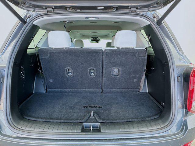used 2022 Hyundai Palisade car, priced at $24,877