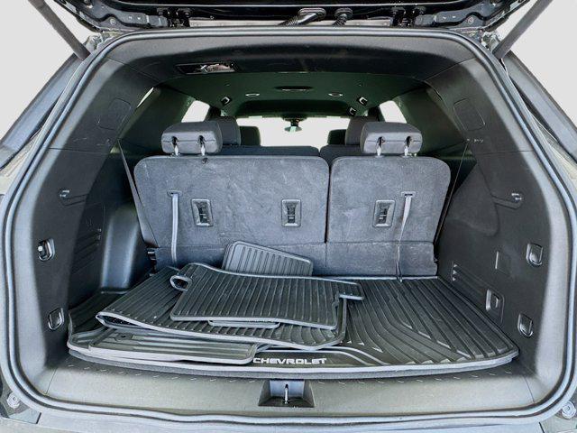 used 2023 Chevrolet Traverse car, priced at $31,379