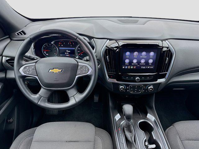 used 2023 Chevrolet Traverse car, priced at $31,379