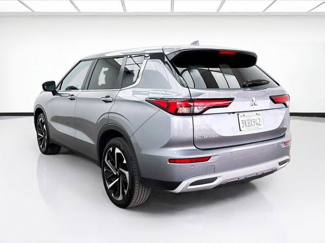used 2024 Mitsubishi Outlander car, priced at $27,627