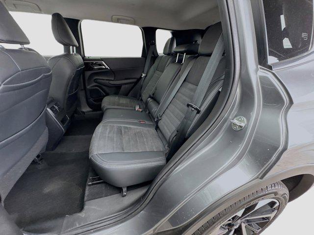 used 2024 Mitsubishi Outlander car, priced at $27,627