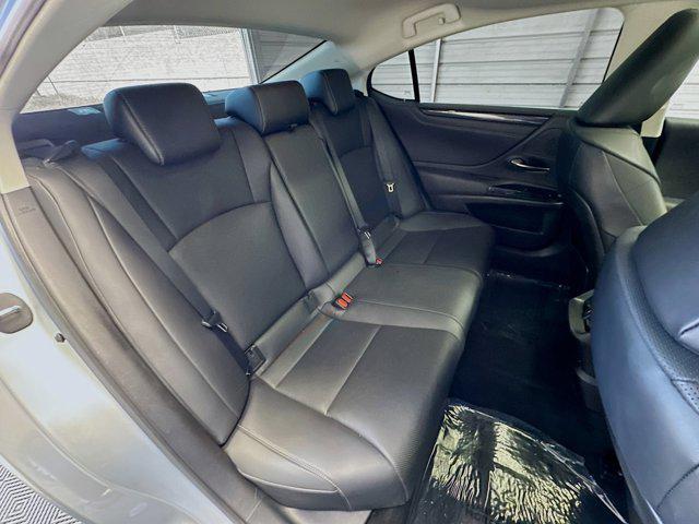 used 2022 Lexus ES 350 car, priced at $32,288