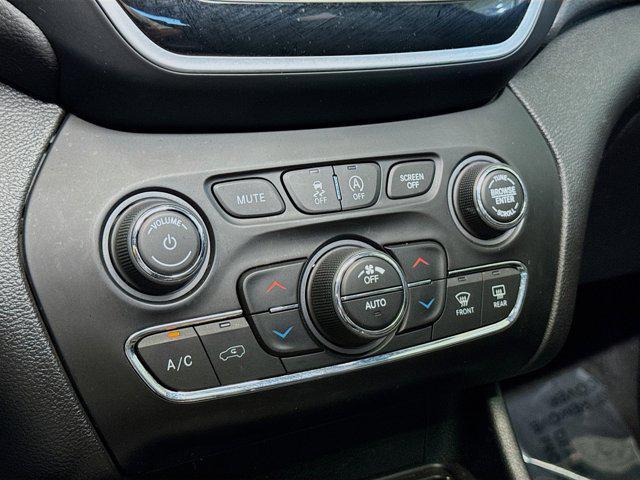 used 2022 Jeep Cherokee car, priced at $24,485