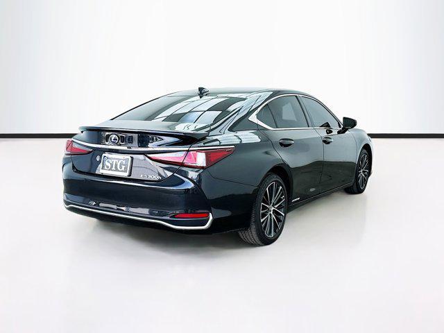 used 2022 Lexus ES 300h car, priced at $35,888