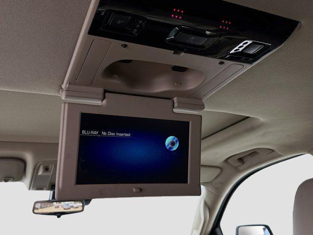 used 2020 Cadillac Escalade ESV car, priced at $35,050