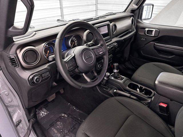 used 2021 Jeep Wrangler Unlimited car, priced at $27,983