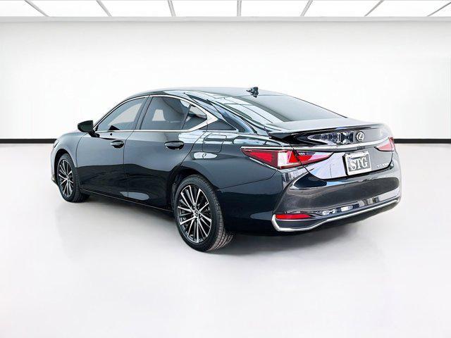 used 2024 Lexus ES 300h car, priced at $38,288