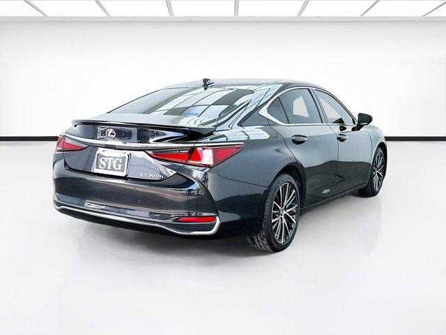 used 2024 Lexus ES 300h car, priced at $38,288