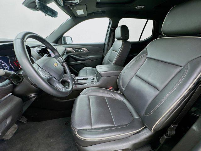 used 2023 Chevrolet Traverse car, priced at $38,999