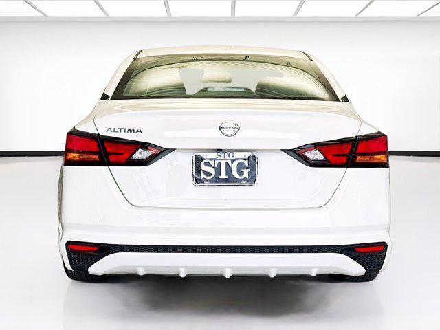 used 2022 Nissan Altima car, priced at $17,999