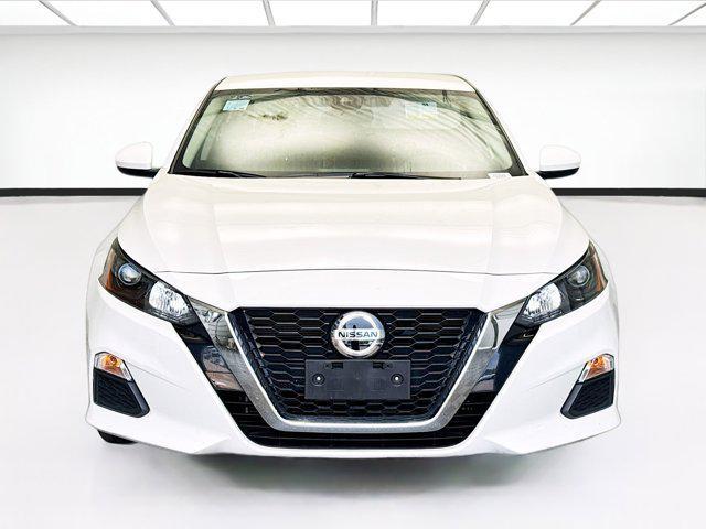 used 2022 Nissan Altima car, priced at $17,999