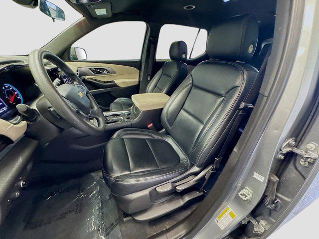 used 2023 Chevrolet Traverse car, priced at $27,348