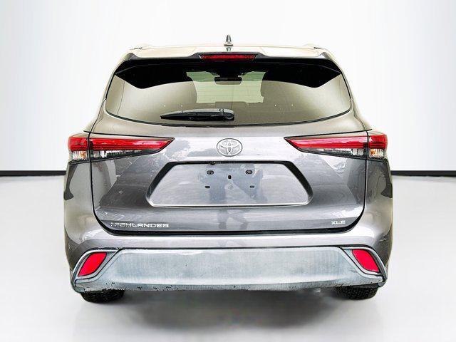 used 2021 Toyota Highlander car, priced at $30,977