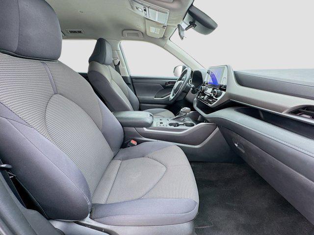 used 2023 Toyota Highlander Hybrid car, priced at $35,499